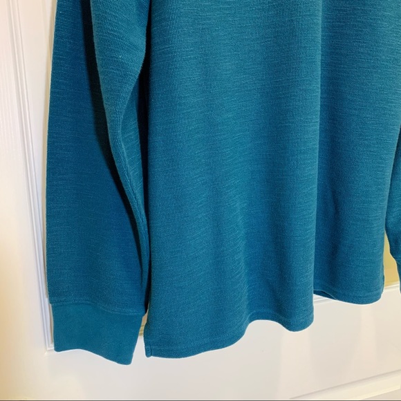 Goodfellow & Co. Blue Thermal Top Size L - Picture 3 of 7
